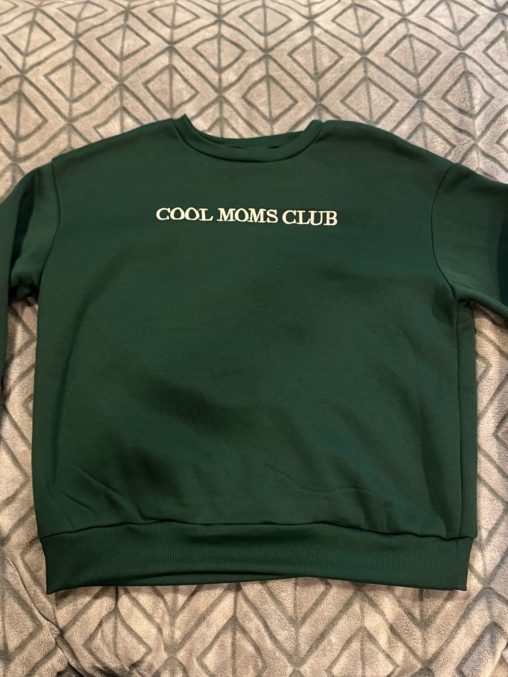 New Cool Moms Club Green Crewneck Sweatshirt - Women's Casual Pullover
